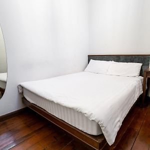 Camera standard con letto king size